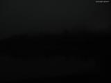 03 : 00