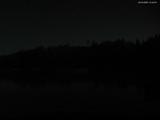 21 : 04