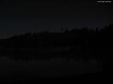 23 : 04