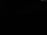 03 : 32