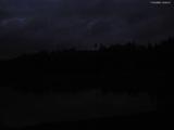 19 : 04