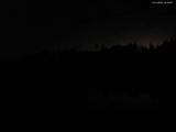 23 : 08