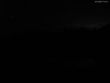 01 : 32