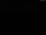 06 : 00