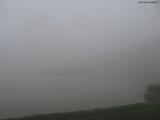 09 : 40