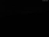 03 : 32