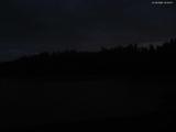 04 : 00