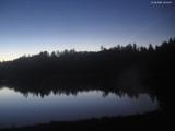 22 : 04