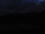 03 : 32
