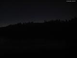23 : 00