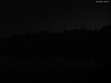 03 : 00