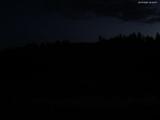04 : 00