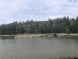 14 : 00