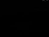 22 : 04