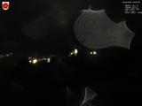 23 : 00