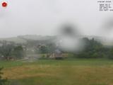14 : 00