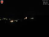 02 : 00