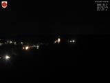 23 : 00