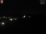 23 : 08