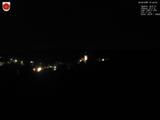 01 : 44