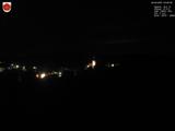 03 : 20