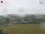 09 : 32