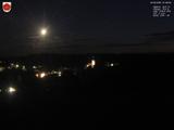 21 : 08