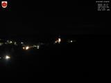 23 : 08