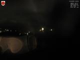 21 : 08