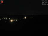 23 : 00