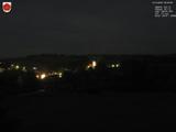02 : 00