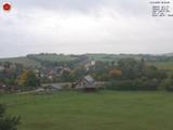 09 : 36