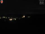 22 : 08