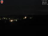 03 : 04