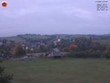 07 : 04