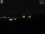 02 : 00