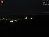 06 : 00