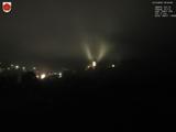 03 : 04