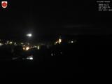 19 : 56