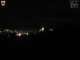 22 : 04