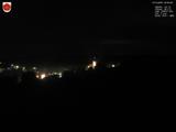 22 : 56