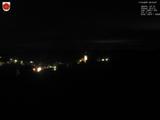 02 : 00