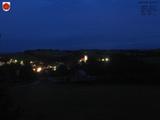 22 : 04