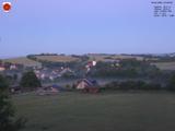 04 : 32