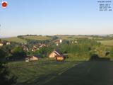 06 : 00