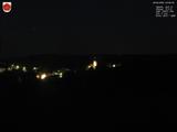 03 : 04