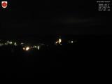 23 : 04
