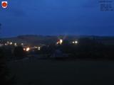 04 : 00
