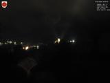 23 : 00