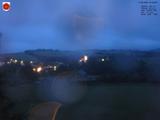 04 : 04